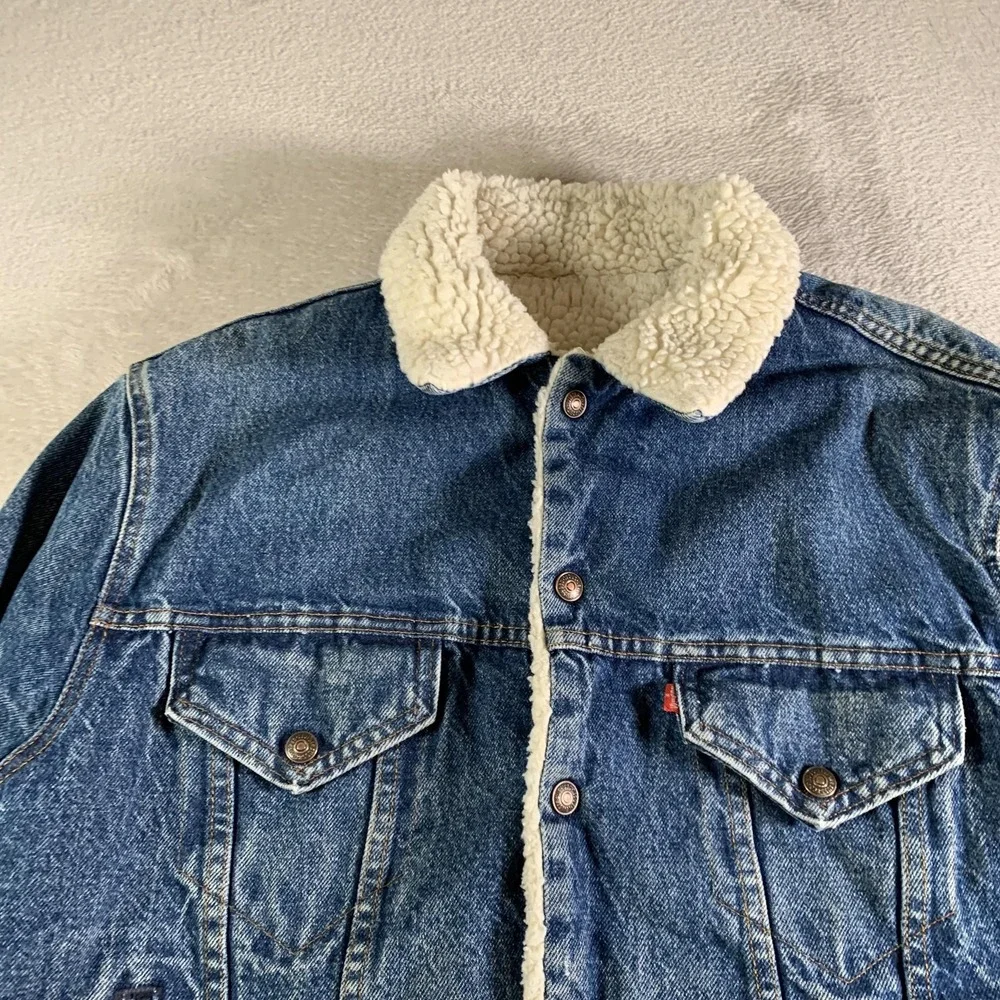 Vintage Levi's Sherpa Trucker Jacket Mens 42R Blue Denim Made USA 80s 70608 0216
